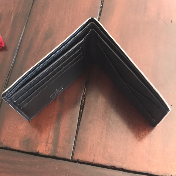 Louis Vuitton wallet - Picture 5 of 7